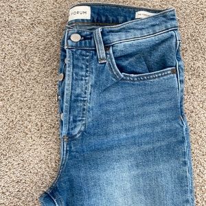DENIM FORUM high rise slim fit jeans. Size 28